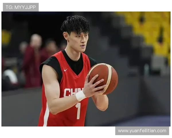 曾凡博上赛季高光瞬间回顾期待新赛季更强势绽放篮球赛场拼搏表现